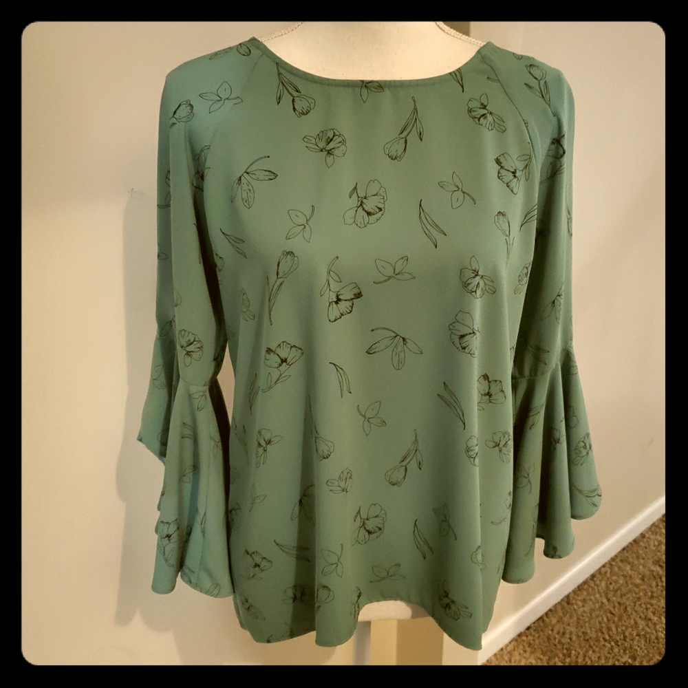 Lauren Conrad Blouse